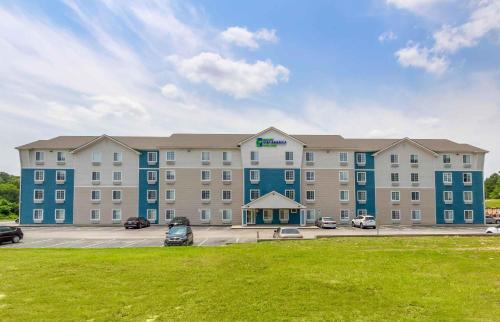 Extended Stay America Select Suites - Fayetteville - Best Pet-Friendly Hotels in Fayetteville, NC