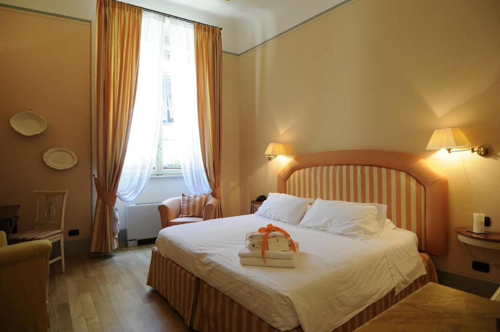 A Palazzo Busdraghi Residenza D'Epoca - Best Hotels in Lucca