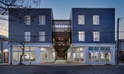 The Iris - Best Pet-Friendly Hotels in Charleston, SC