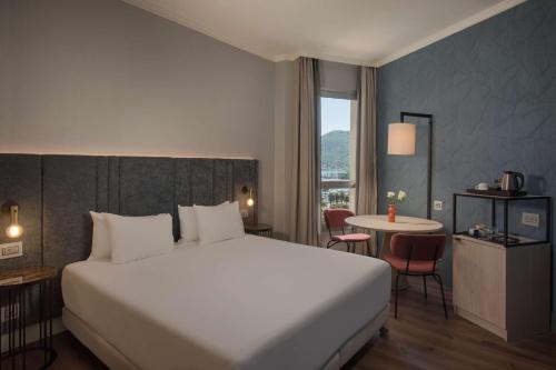NH La Spezia - Best Hotels in Cinque Terre