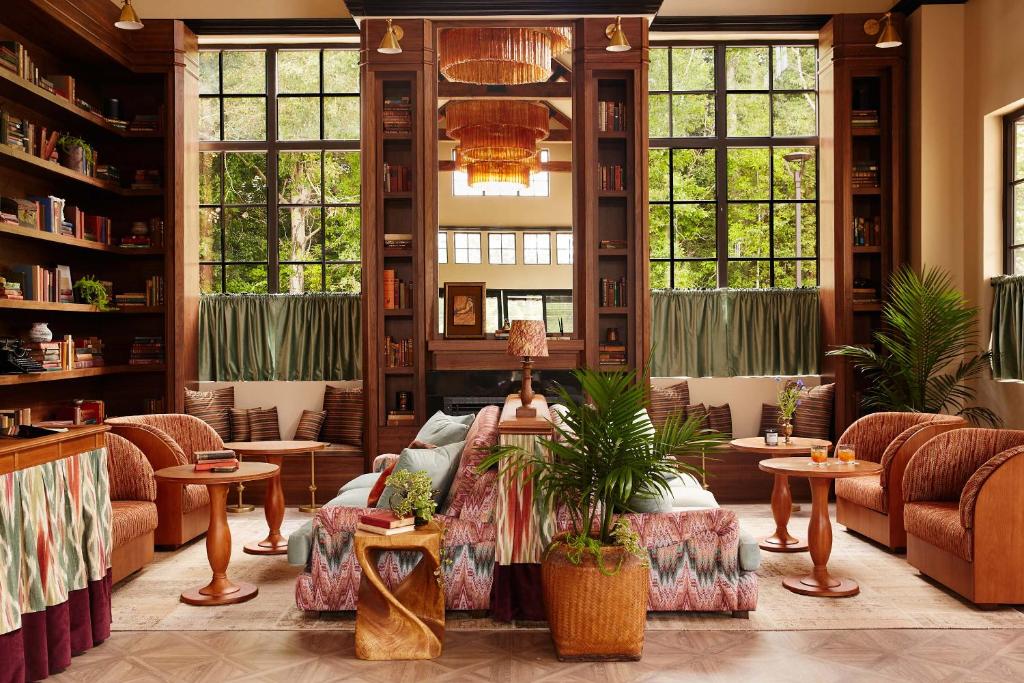 Berkshires Untold - Best Hotels Lenox