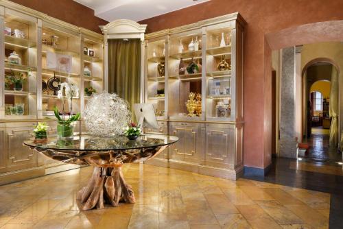 Villa Appiani Hotel - Best Parking Hotels in Milan