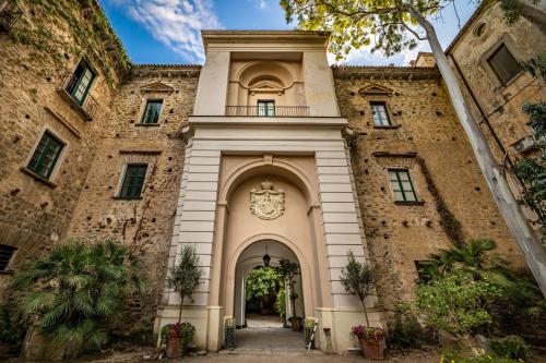 Palazzo Belmonte - Best Hotels Campania