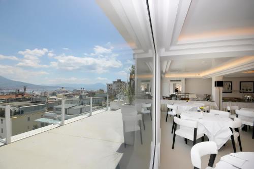 Grand Hotel Oriente - Best Hotels in Naples