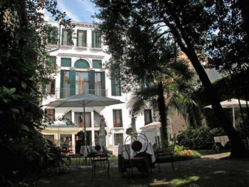 Hotel Palazzo Abadessa - Best Hotels in Venice