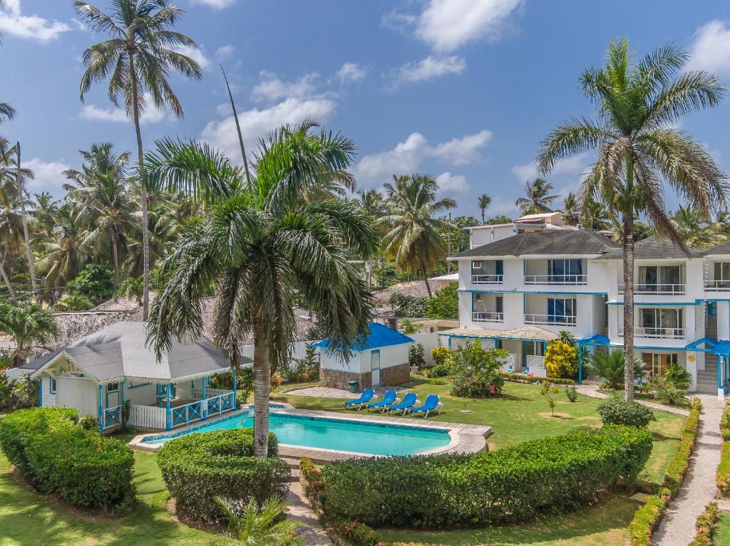 Costarena Beach Hotel - Best Hotels with Free Breakfast in Dominican Republic