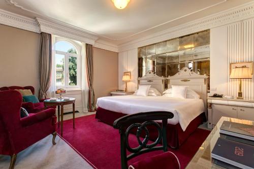 Hotel Regency - Small Luxury Hotels of the World - Best Hotels in Florence