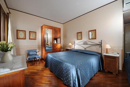 Hotel La Calcina - Best Hotels in Venice