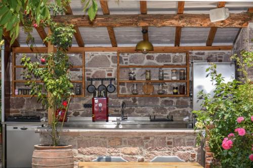 Lunaria Guest House