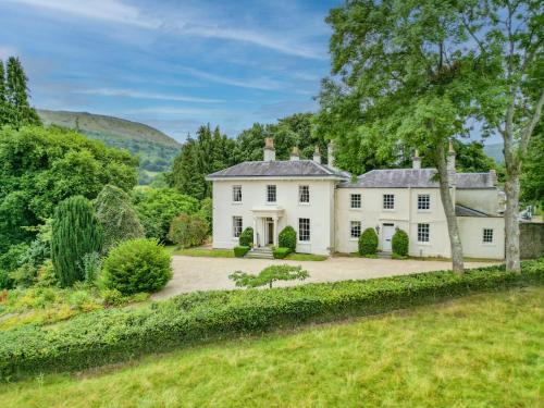 Pantybeiliau House Bed & Breakfast - Best Hotels in Wales
