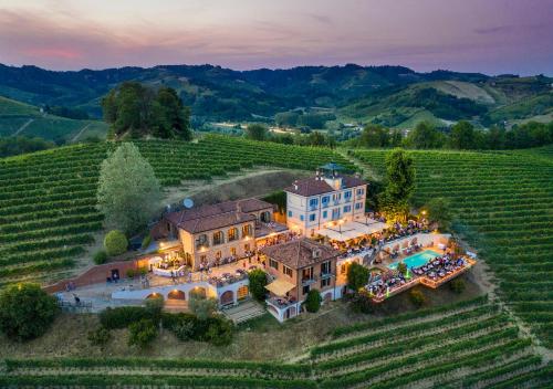 Villa Tiboldi - Best Hotels in Piedmont