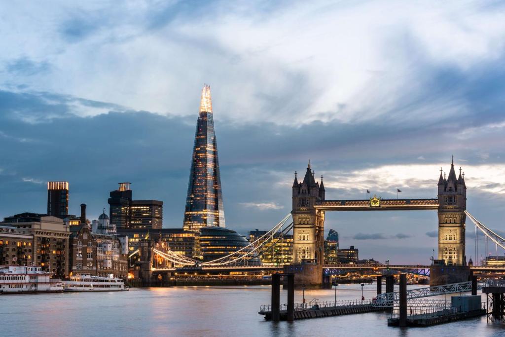 Shangri-La The Shard, London - London Hotels with Suites