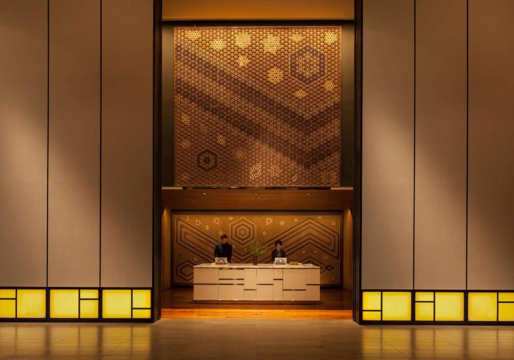 Andaz Tokyo - A Concept by Hyatt - Hotels with Pools in Tokyo
