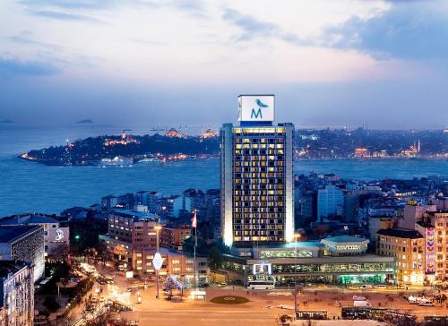The Marmara Taksim - Istanbul Hotels with Pools
