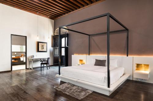 El Mesón de Santa Rosa - Best Hotels with Free Breakfast in Havana, Cuba