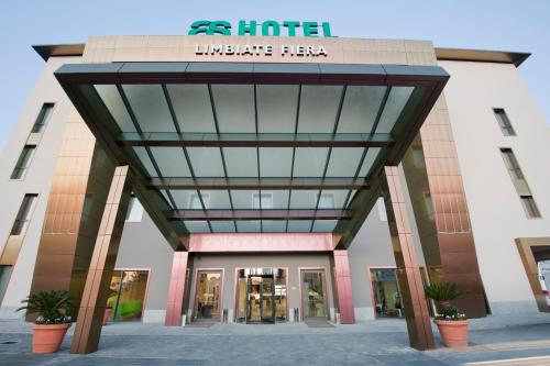 AS Hotel Limbiate Fiera - Best Hotels with Free Breakfast in Milan