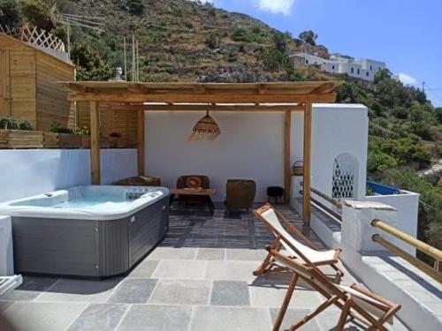 Idothea guest house - Best Hotels in Amorgos