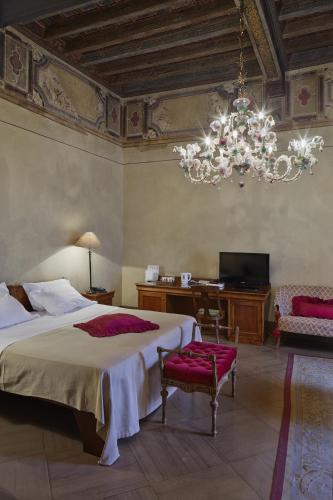Albergo Cappello - Best Hotels in Emilia Romagna