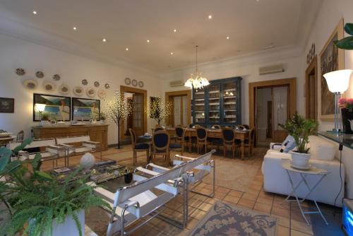 Hotel Locanda Cairoli - Best Hotels in Lazio