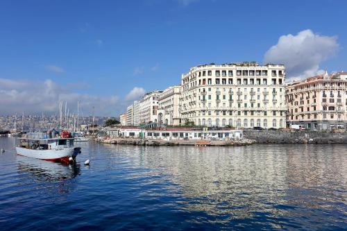Eurostars Hotel Excelsior - Best Hotels in Naples