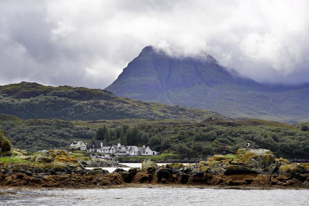 Kylesku Hotel - Best Hotels in Sutherland