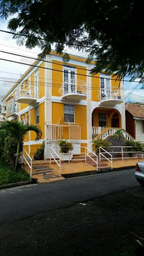 St. James Guesthouse - Best Parking Hotels in Dominica
