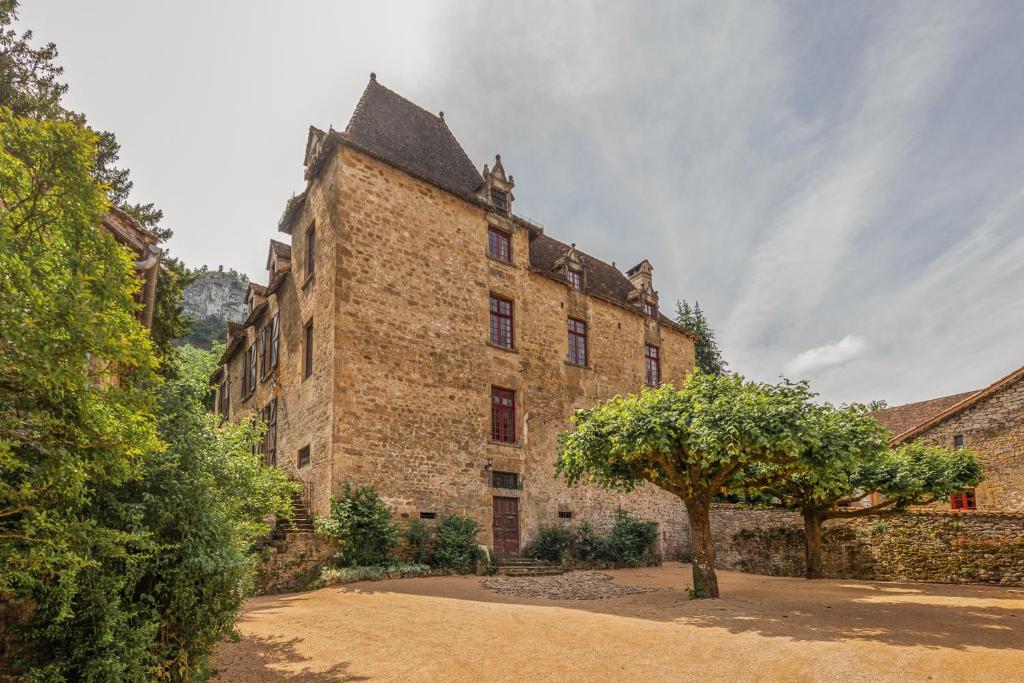 Manoir de Laroque Delprat - Best Hotels in Lot