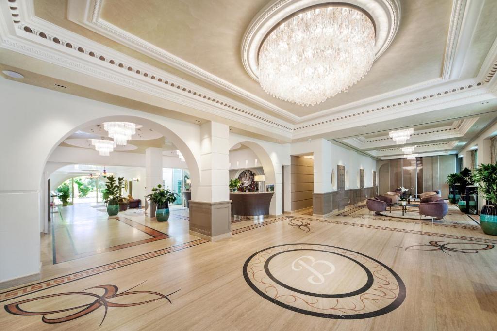 Hotel Aurelia - Best Beach Hotels in Milan