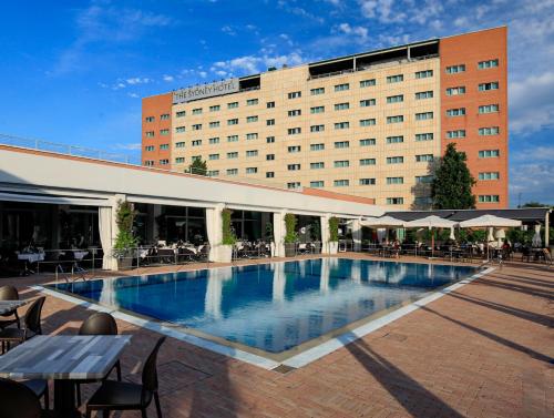 The Sydney Hotel - Best Parking Hotels in Bologna