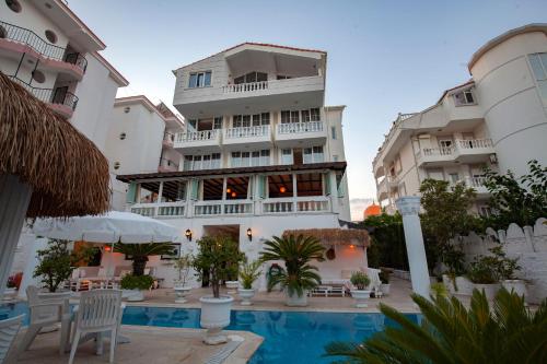 Conny's Hotel (Adult Only) +18