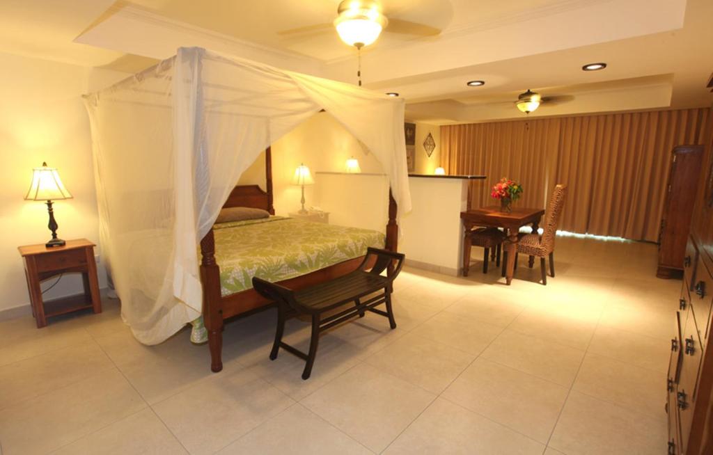 Pasanggrahan Boutique Hotel - Best Hotels in Sint Maarten