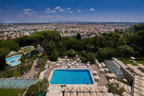 Rome Cavalieri, A Waldorf Astoria Hotel - Best Fitness Hotels in Italy