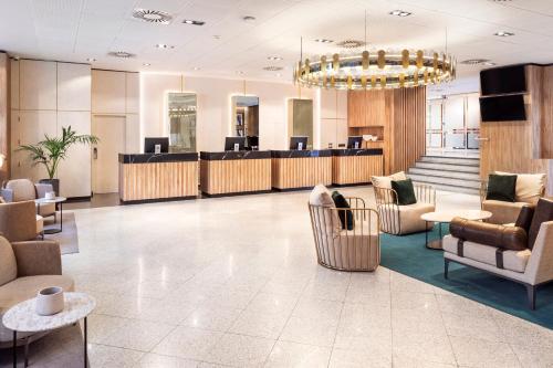 Melia Avenida de America - Best Hotels with Airport Shuttle Service in Spain