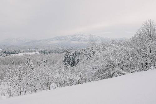 SNOW PEAK FIELD SUITE SPA HEADQUARTERS - Best Hotels in Hakuba