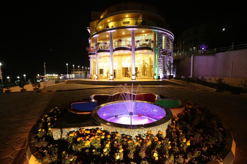 Golden Lili Resort & Spa - Best Pool Hotels in Lebanon