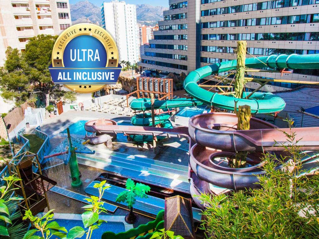 Magic Aqua Rock Gardens - Best Family Hotels in Benidorm