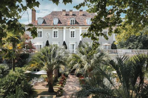 Les Prés d'Eugénie - Best Hotels in Landes