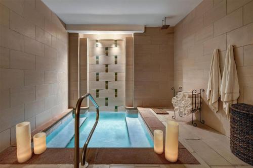Bluegreen's Bayside Resort and Spa - Best Pool Hotels in Panama City Beach, FL