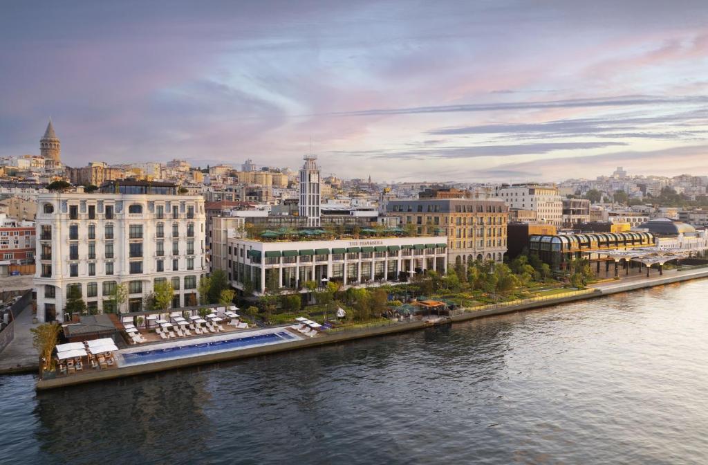The Peninsula Istanbul - Best Hotels in Beyoğlu