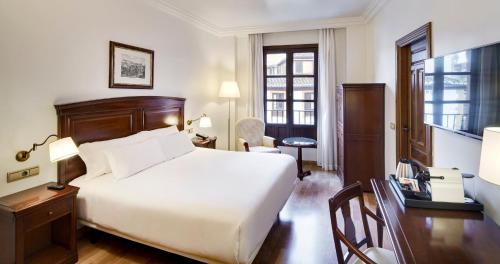 Sercotel Palacio de los Gamboa - Best Business Hotels in Granada