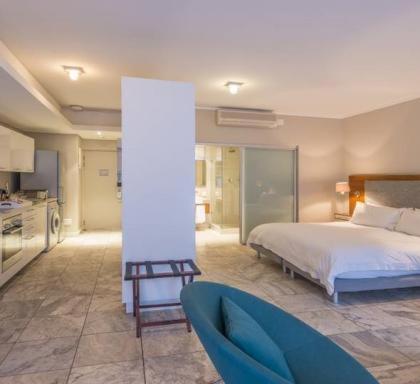Luxury Accommodation for Traveller's - Best Hotels with Free Breakfast in Cape Town