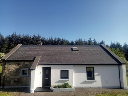 Kearneys Cottage, Dugort, Achill Island, County Mayo - 3 Bedroom Sleeps 6 - Best Hotels in County Mayo