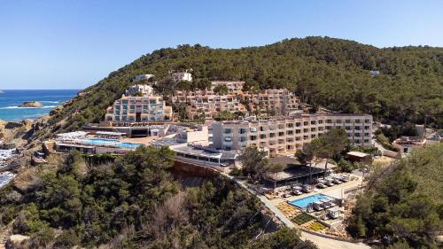 Invisa Hotel Club Cala Verde - Best Family Hotels in Ibiza