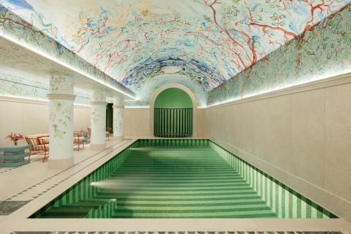 Le Grand Mazarin - Paris Hotels with Parking