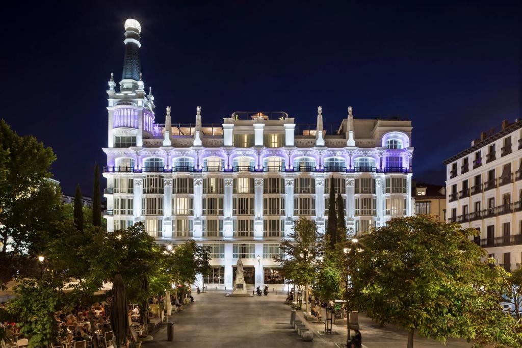 ME Madrid Reina Victoria by Meliá - Best Hotels in Centro Madrid