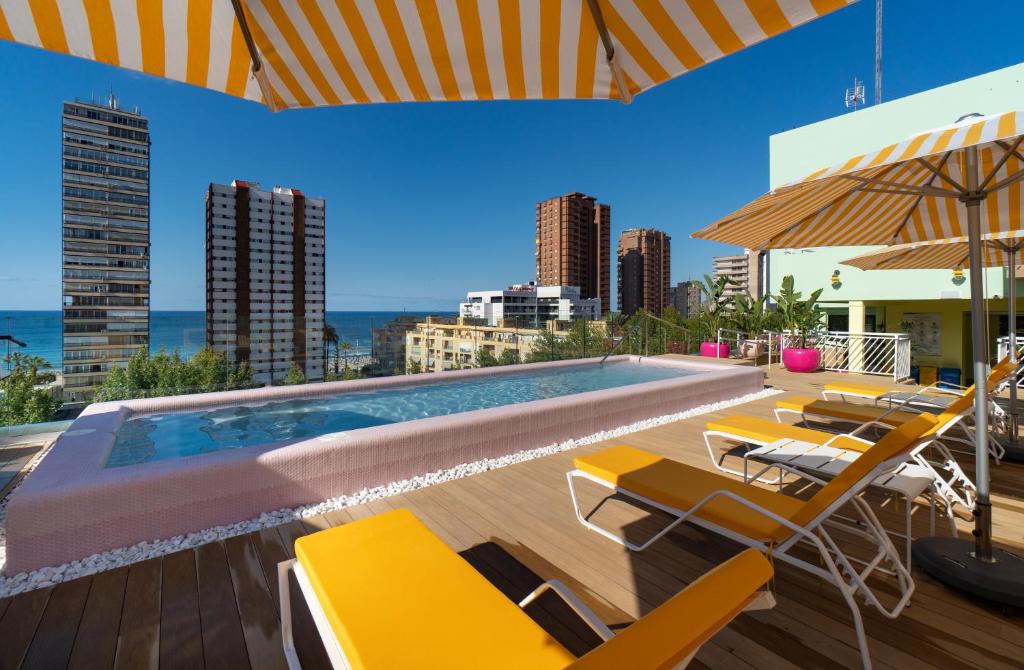 The Agir Springs Hotel by Medplaya - Best Hotels in Benidorm