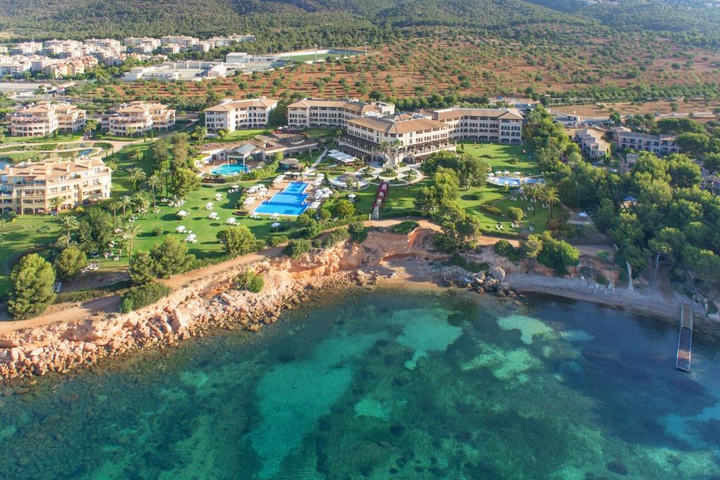 The St. Regis Mardavall Mallorca Resort - Best Pet-Friendly Hotels in Mallorca