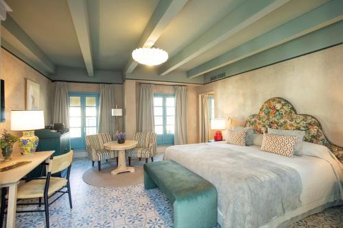 Hospes Las Casas del Rey de Baeza, a Member of Design Hotels - Hotels with Pools in Seville