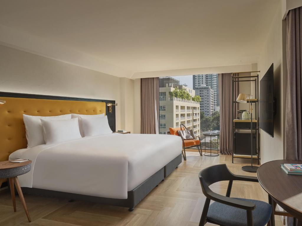 Public House Bangkok, a Member of Design Hotels - Bangkok Hotels with Pools