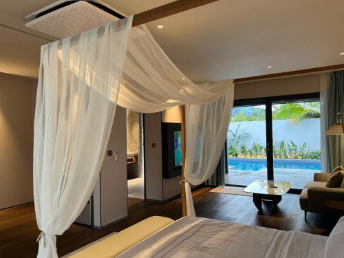 Looma Private Pool Villas